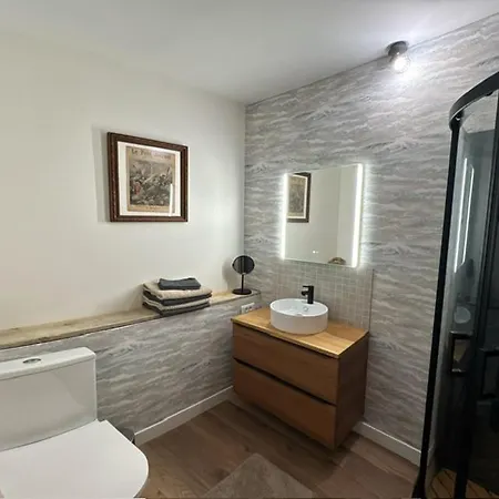 Le Pasteur Danseur Bed & Breakfast *