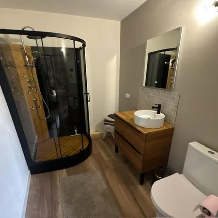 Le Pasteur Danseur Bed & Breakfast