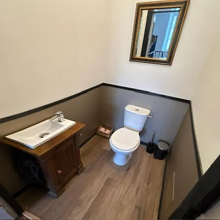 Le Pasteur Danseur Bed & Breakfast 3*